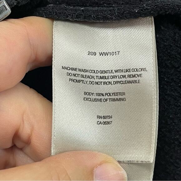 Vintage Columbia Fleece Vest. Size 1X. Good used condition! - Picture 4 of 5